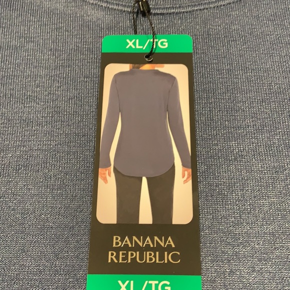 Banana Republic bluish grey long sleeve crew neck top - Picture 8 of 12